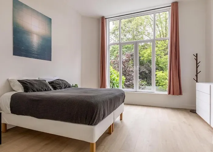 Apartment Bright Ground-floor With Garden